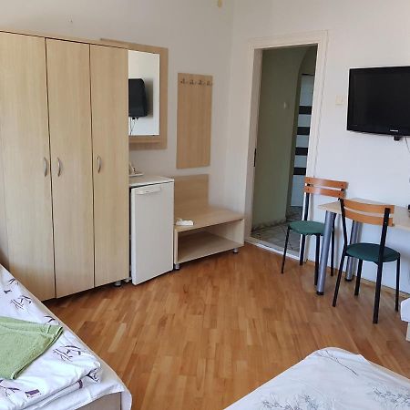 Ferienwohnung Livingpalanga Meta1 Exterior foto