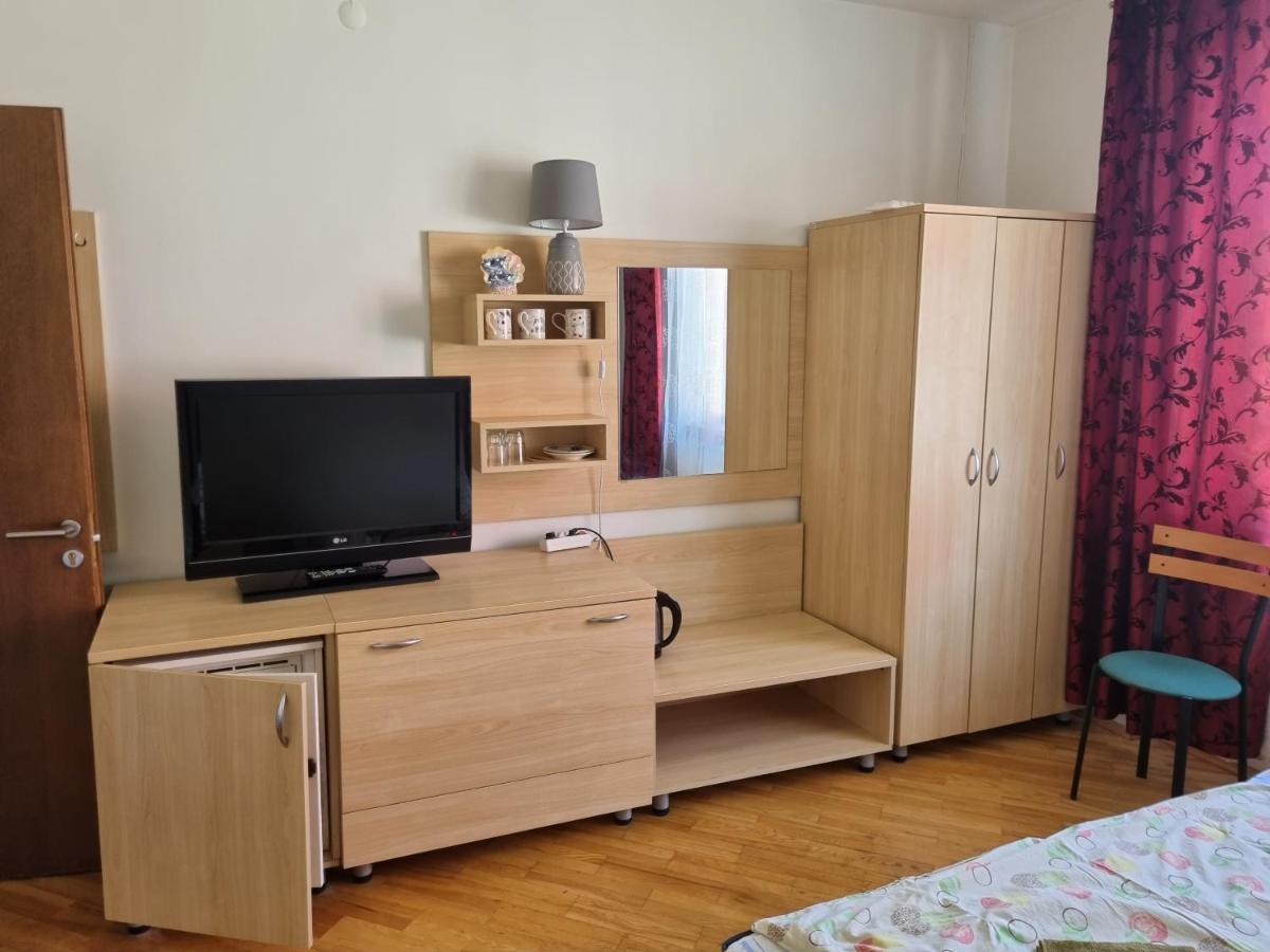Ferienwohnung Livingpalanga Meta1 Exterior foto